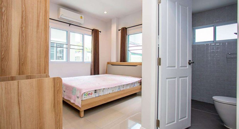À vendre 4 chambres maison à San Kamphaeng, Chiang Mai