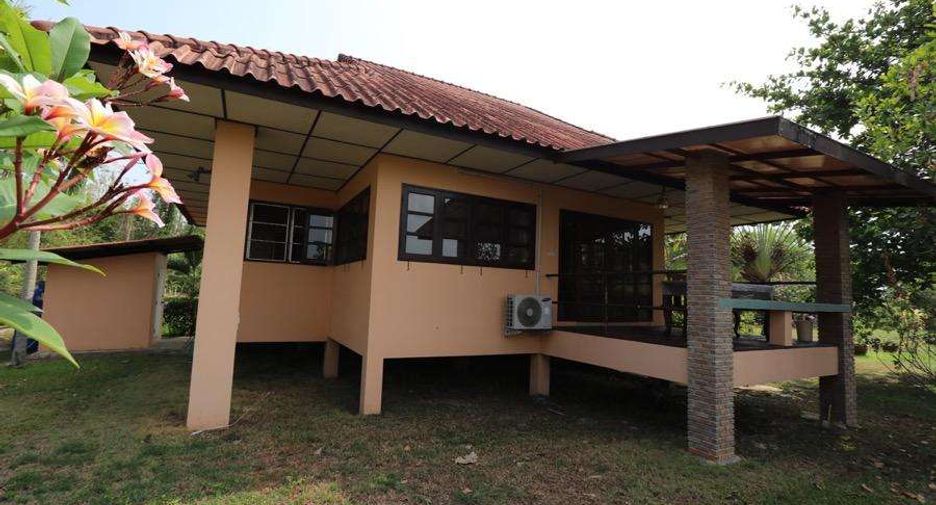 For rent 2 bedrooms house in San Sai, Chiang Mai