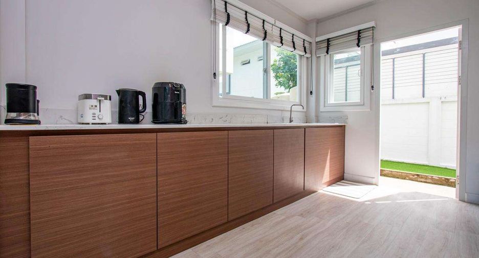 For sale 4 bedrooms house in Hang Dong, Chiang Mai