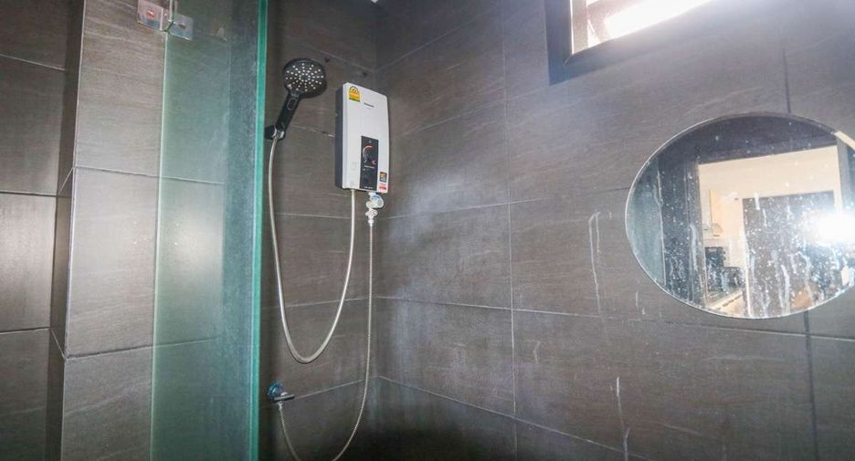 For rent 2 bedrooms condo in Mueang Chiang Mai, Chiang Mai