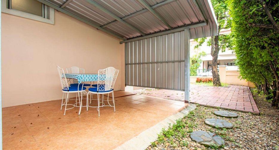 For rent 3 bedrooms house in Mueang Chiang Mai, Chiang Mai