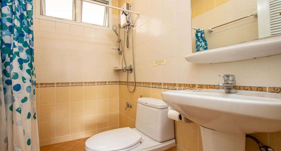 For rent 3 bedrooms house in Mueang Chiang Mai, Chiang Mai