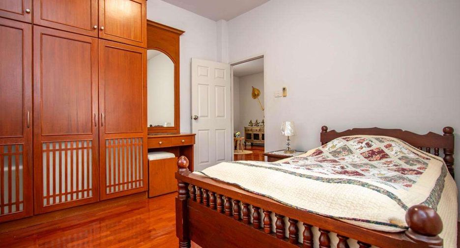For rent 3 bedrooms house in Mueang Chiang Mai, Chiang Mai