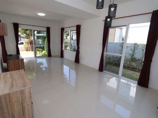 For rent 3 bedrooms house in San Kamphaeng, Chiang Mai