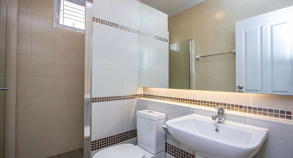 For sale 2 bedrooms house in Saraphi, Chiang Mai