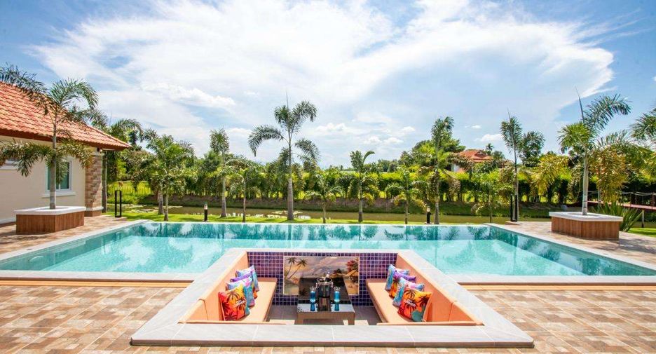 For rent 4 bedrooms house in San Sai, Chiang Mai