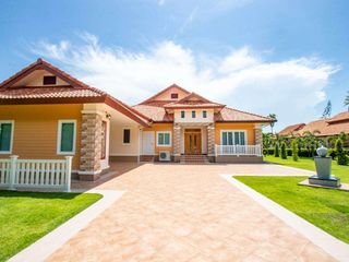 For rent 4 bedrooms house in San Sai, Chiang Mai