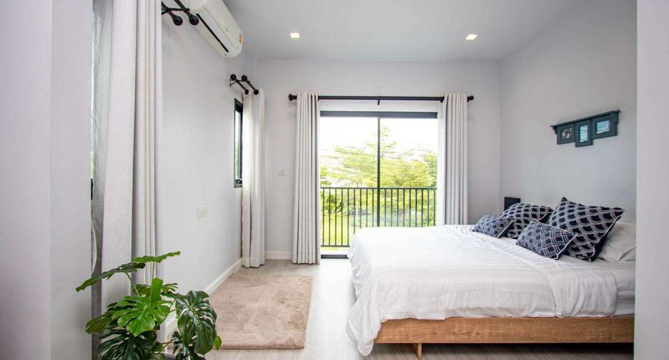 For rent 4 bedrooms house in San Sai, Chiang Mai