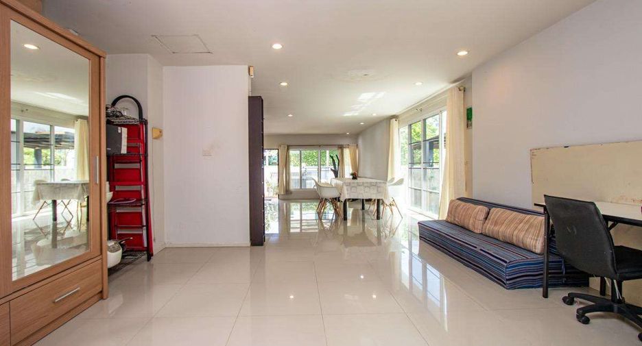 For rent 2 bedrooms house in Mueang Chiang Mai, Chiang Mai
