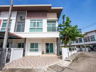 For rent 3 bedrooms house in Mueang Chiang Mai, Chiang Mai