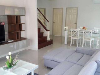 Casa en alquiler de 4 habitaciones en Mueang Chiang Mai, Chiang Mai