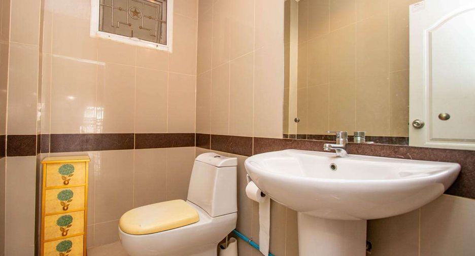 Продажа 3 спальни дом в Дои Сакет, Чианг Маи
