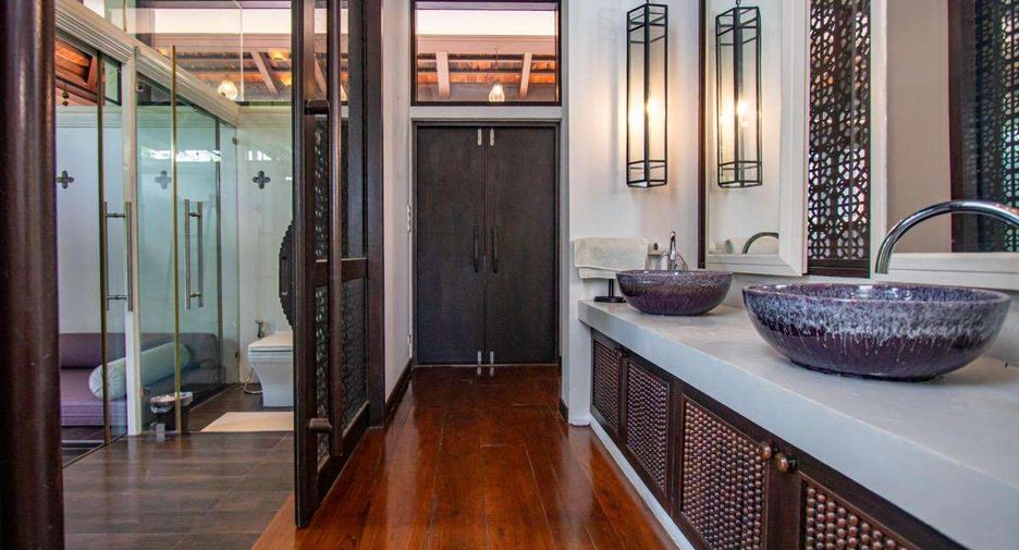 For sale 5 bedrooms house in Hang Dong, Chiang Mai