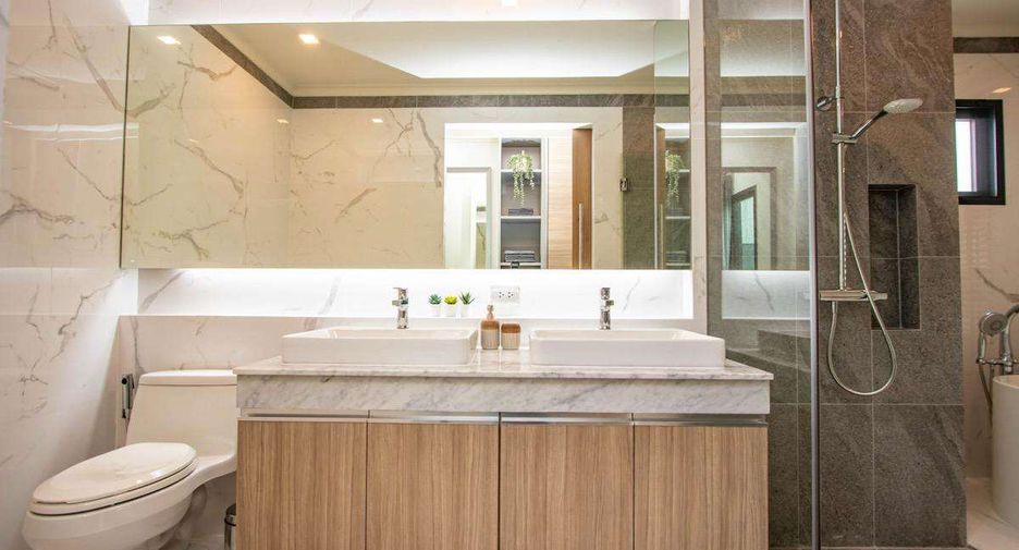 For rent 2 bedrooms condo in Mueang Chiang Mai, Chiang Mai
