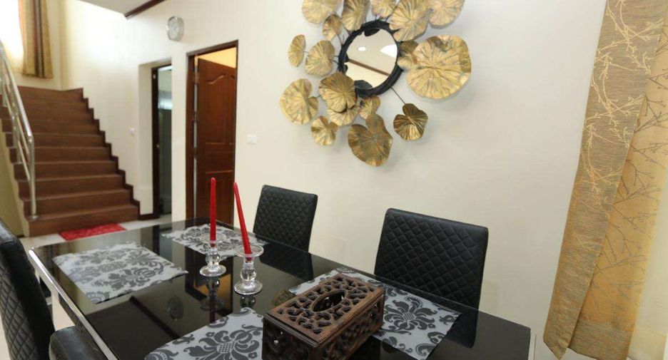 À louer 3 chambres maison à Mueang Chiang Mai, Chiang Mai