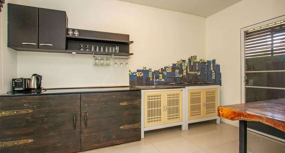 Casa en alquiler de 4 habitaciones en San Kamphaeng, Chiang Mai
