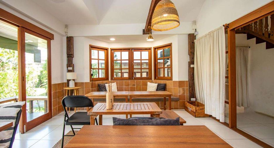 For rent 2 bedrooms retail Space in Mueang Chiang Mai, Chiang Mai