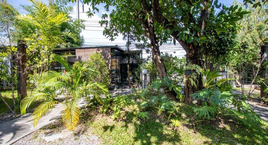 For rent 2 bedrooms retail Space in Mueang Chiang Mai, Chiang Mai