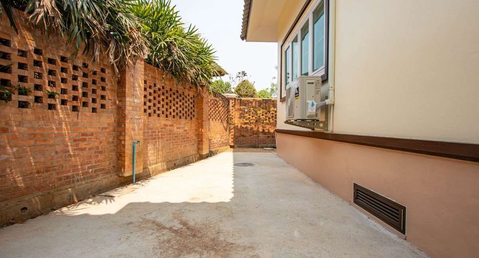 For rent 3 bedrooms house in Mae Rim, Chiang Mai