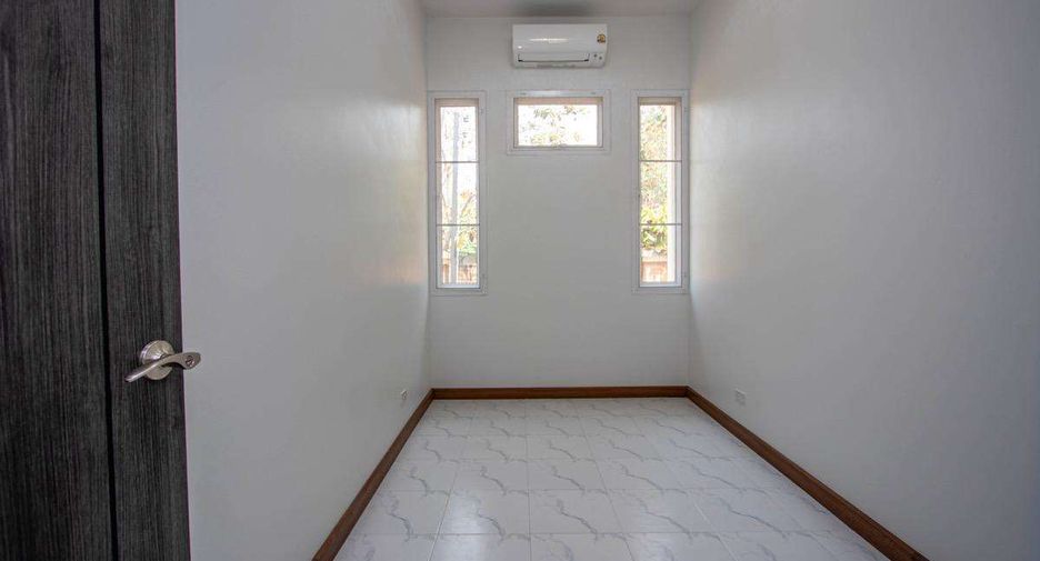 For rent 3 bedrooms house in Mae Rim, Chiang Mai