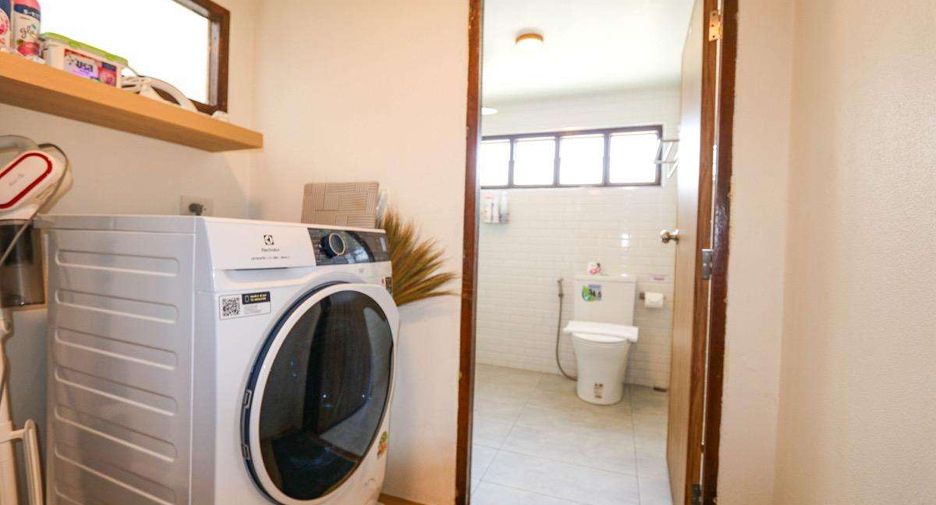 For rent 3 bedrooms house in San Sai, Chiang Mai
