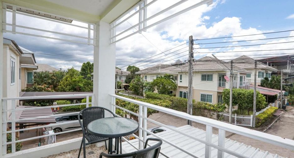 For rent 4 bedrooms house in Mueang Chiang Mai, Chiang Mai