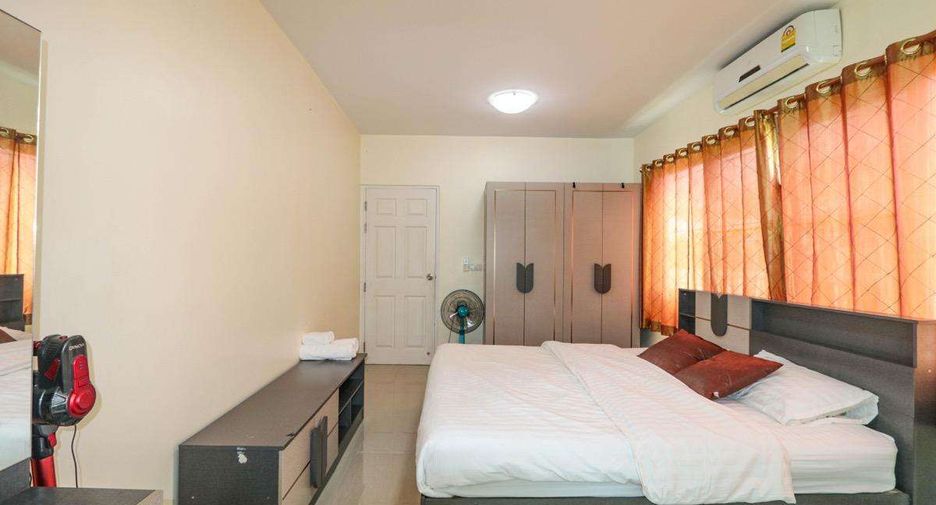 For rent 4 bedrooms house in Mueang Chiang Mai, Chiang Mai