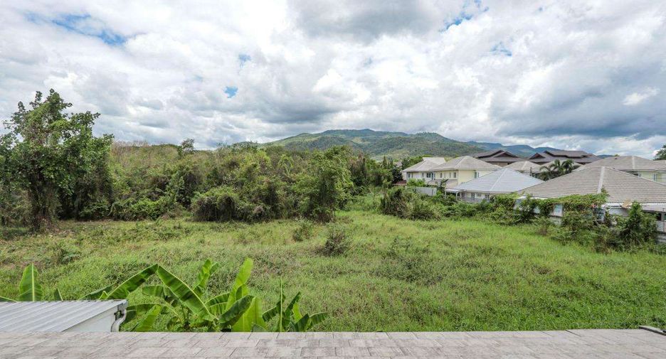 For rent 4 bedrooms house in Mueang Chiang Mai, Chiang Mai