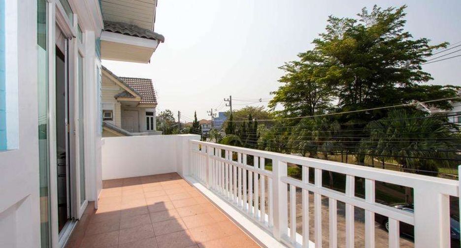 For rent 3 bedrooms house in Mueang Chiang Mai, Chiang Mai
