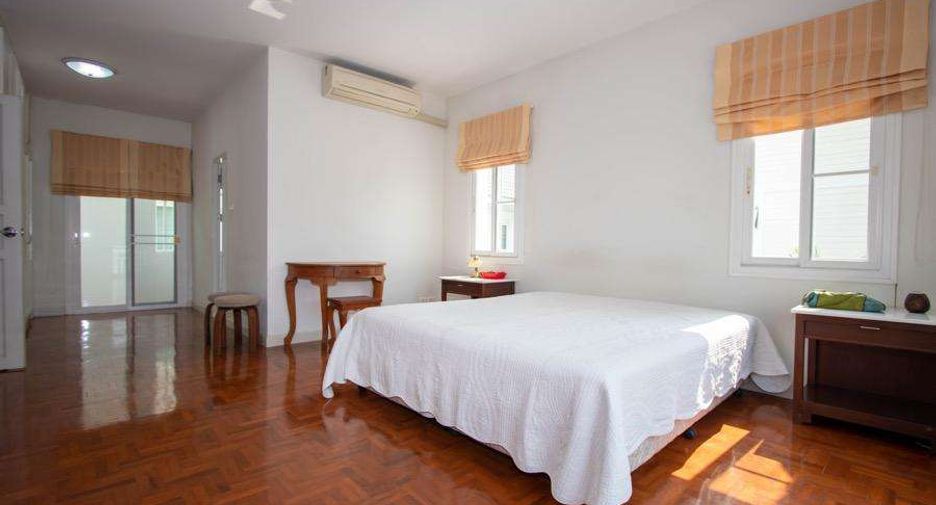 For rent 3 bedrooms house in Mueang Chiang Mai, Chiang Mai