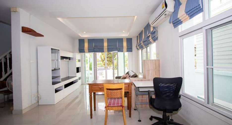 For rent 3 bedrooms house in Mueang Chiang Mai, Chiang Mai