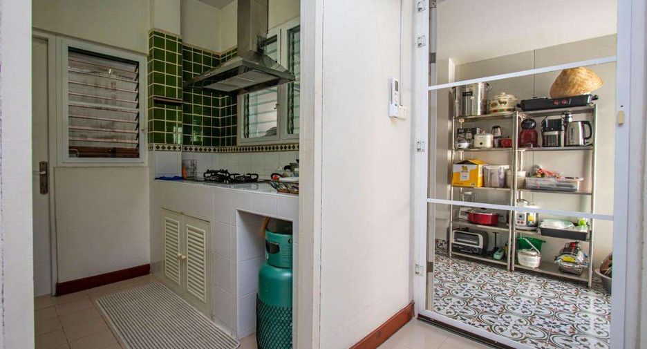 À vendre 5 chambres maison à San Kamphaeng, Chiang Mai