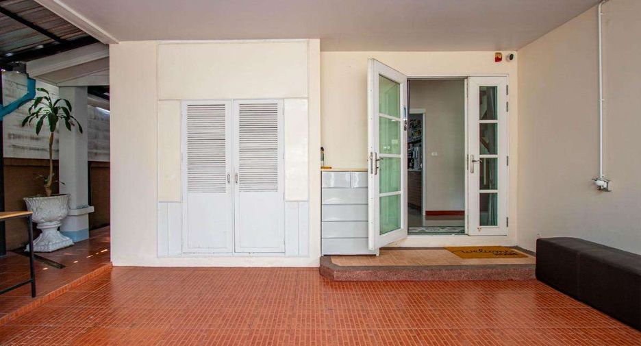 À vendre 5 chambres maison à San Kamphaeng, Chiang Mai