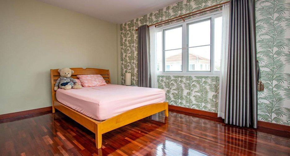 À vendre 5 chambres maison à San Kamphaeng, Chiang Mai