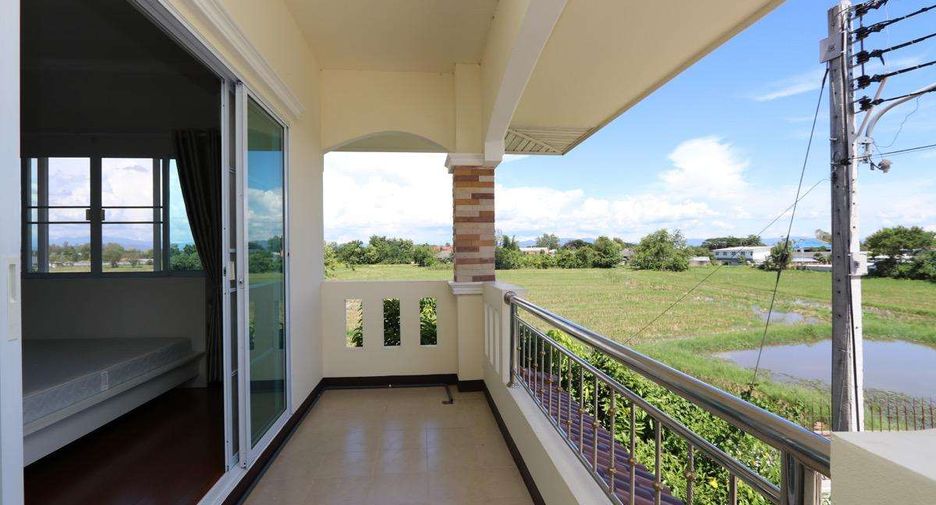 For rent 3 bedrooms house in San Kamphaeng, Chiang Mai