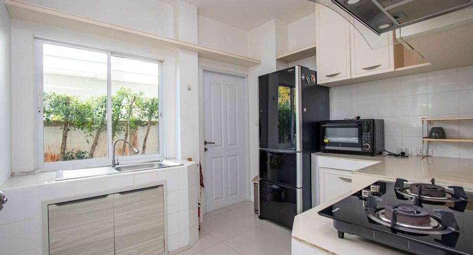 For rent 4 bedrooms house in Mae Rim, Chiang Mai