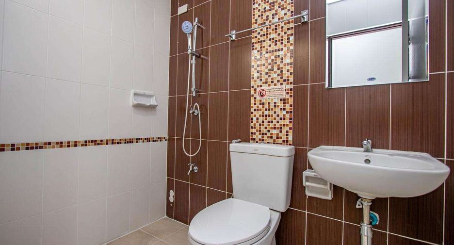 For rent 4 bedrooms house in San Sai, Chiang Mai