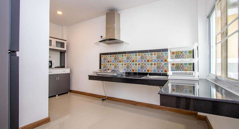 For rent 4 bedrooms house in San Sai, Chiang Mai