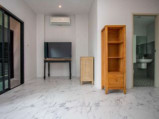 For rent 2 bedrooms retail Space in Mueang Chiang Mai, Chiang Mai