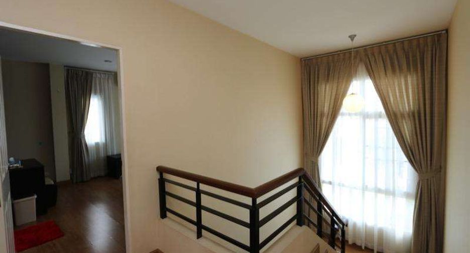 À louer 3 chambres maison à Mueang Chiang Mai, Chiang Mai