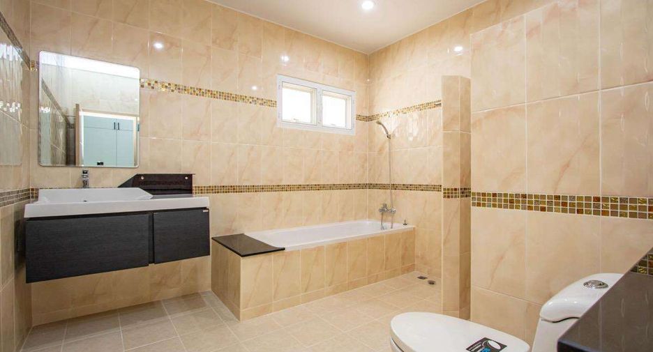 Haus zur Miete mit 4 Zimmer in San Kamphaeng, Chiang Mai