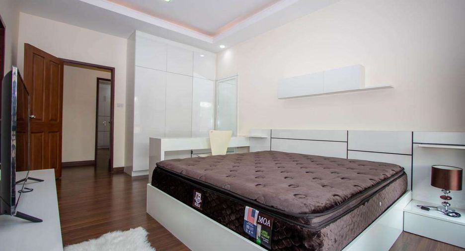 For rent 3 bedrooms house in Mueang Chiang Mai, Chiang Mai