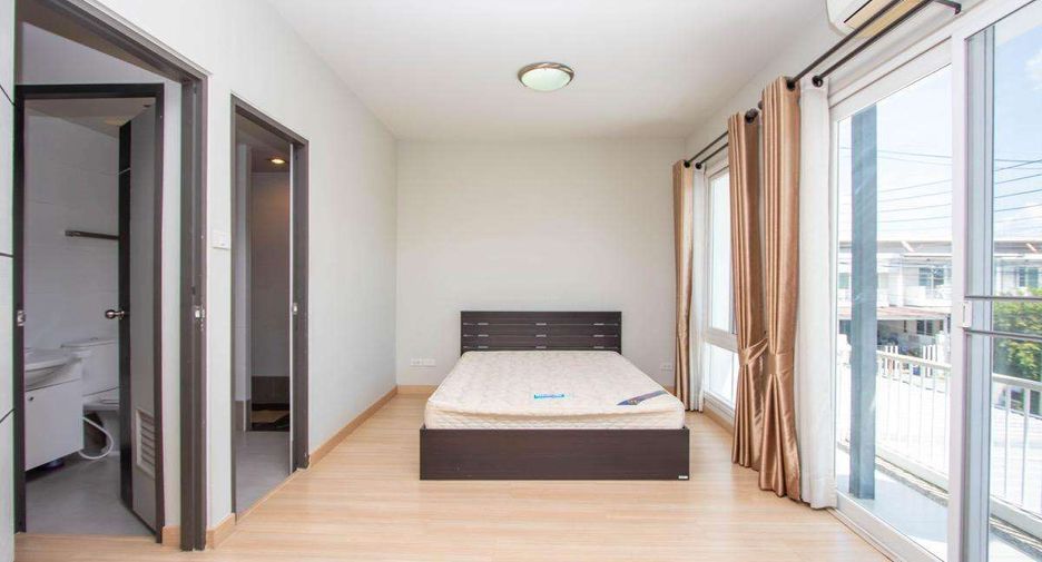 For rent 3 bedrooms house in Mueang Chiang Mai, Chiang Mai