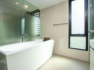 For rent 2 bedrooms condo in Mueang Chiang Mai, Chiang Mai