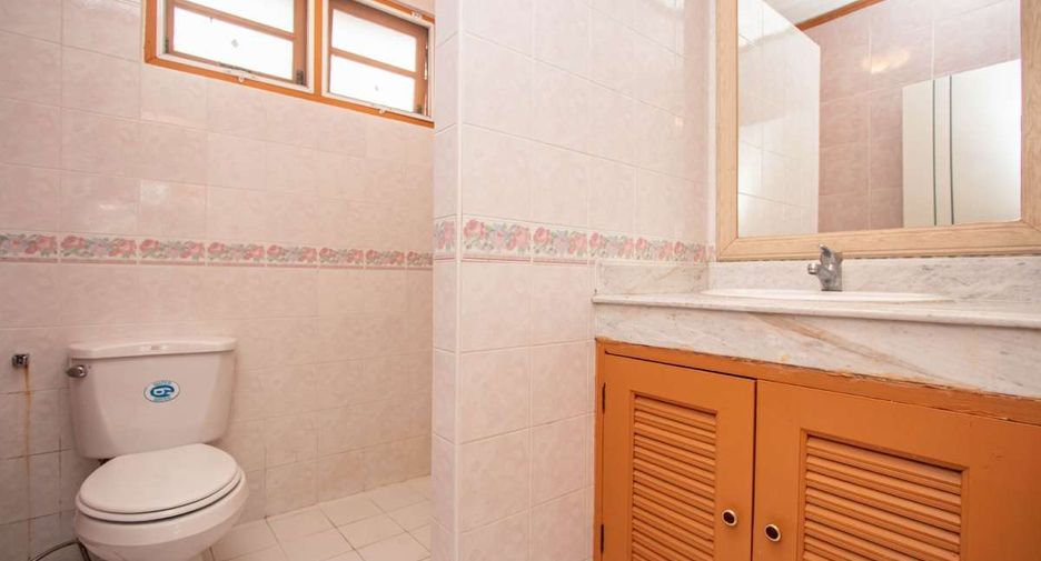 For rent 3 bedrooms house in San Sai, Chiang Mai