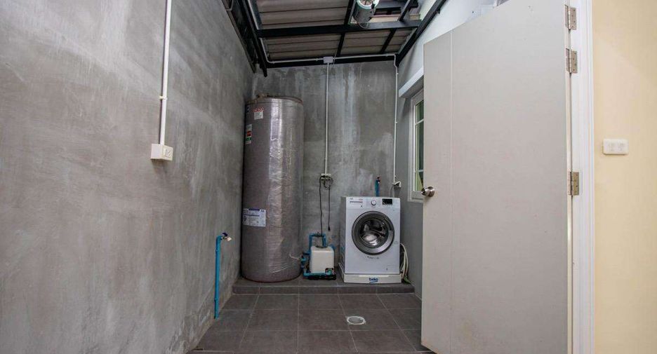 Продажа 4 спальни дом в Mueang Chiang Mai, Чианг Маи