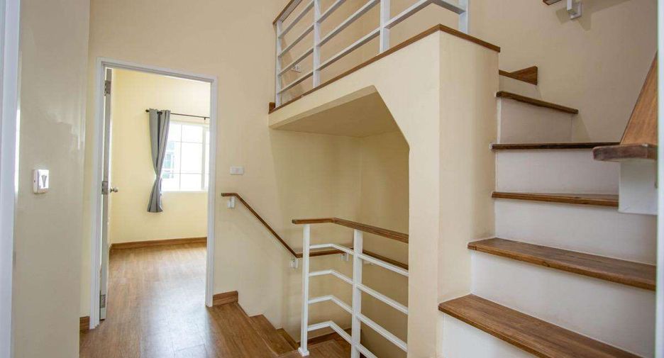 Продажа 4 спальни дом в Mueang Chiang Mai, Чианг Маи