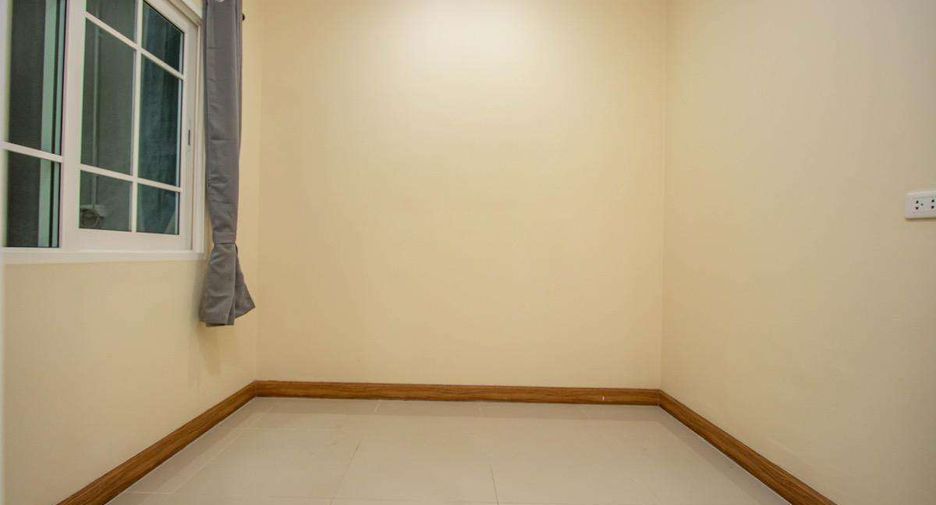 Продажа 4 спальни дом в Mueang Chiang Mai, Чианг Маи