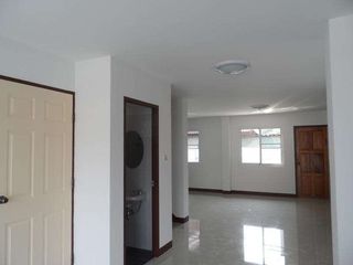 Haus zur Miete mit 3 Zimmer in Saraphi, Chiang Mai