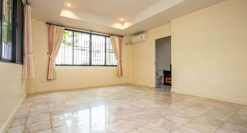 For rent 5 bedrooms house in Hang Dong, Chiang Mai